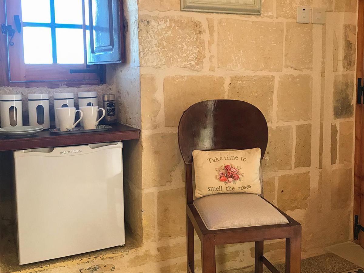 Homestay L'gharix Temple Retreat Xaghra