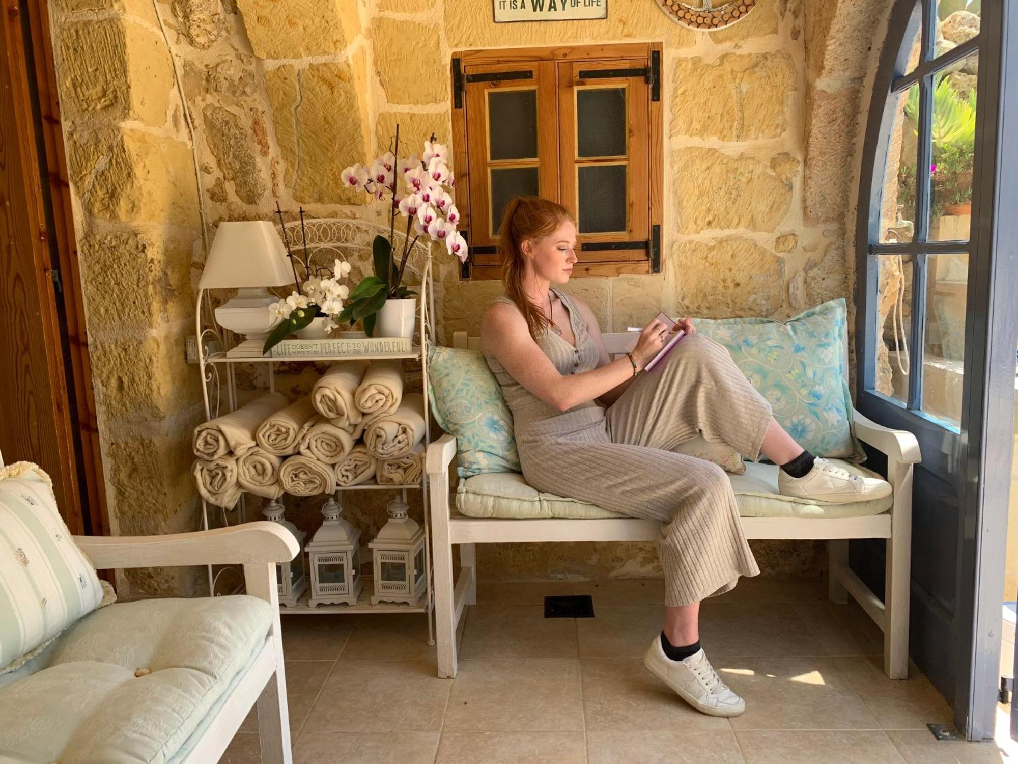 Homestay L'gharix Temple Retreat Xaghra
